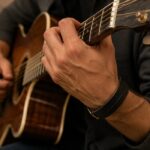 دستبند چرمی مردانه مدل DERI 1083